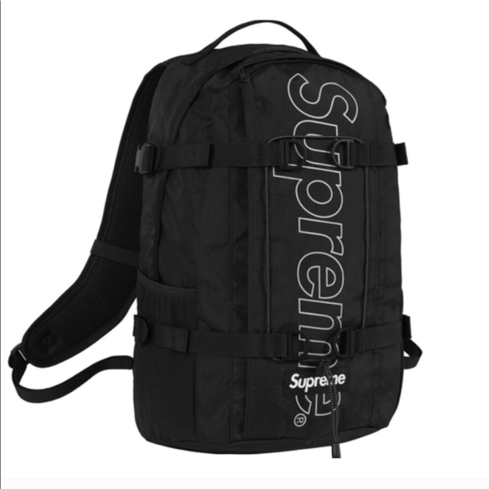 BRAND NEW SUPREME BACKPACK